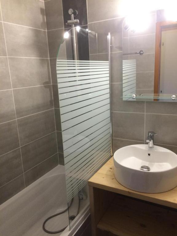 Appartement Residence L'Ours Blanc Chez Jimmy Huez Екстериор снимка